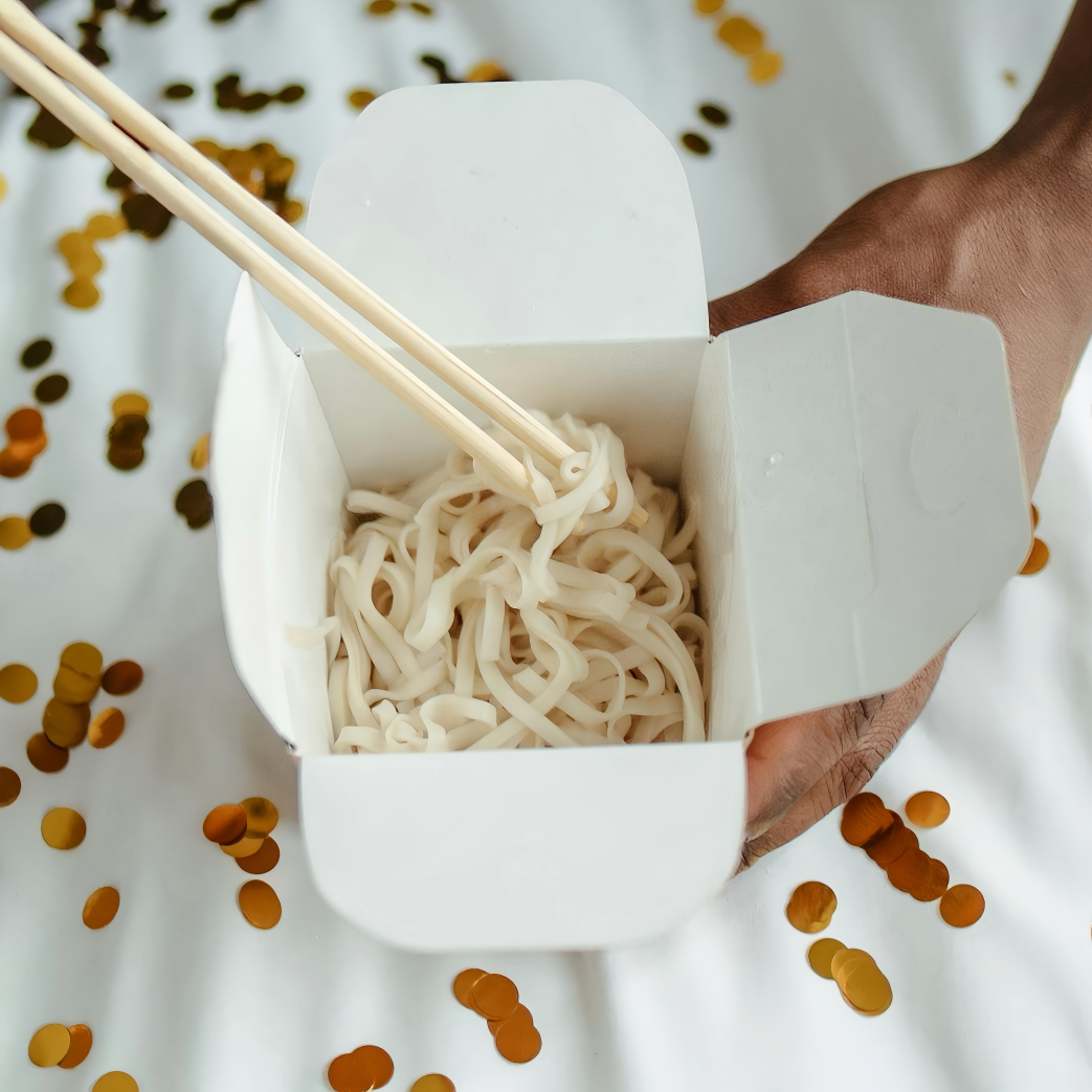 Uncoated cupstock paper for dry-food packaging